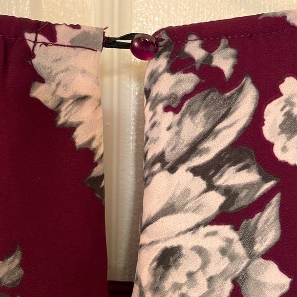 Fifth & Park Aline Dress, Burgundy dress with beautiful white design Siz… - Picture 10 of 12